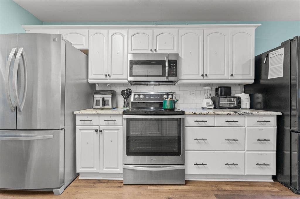 5 BR in Converse