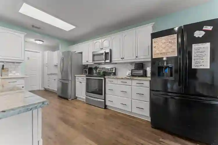 5 BR in Converse