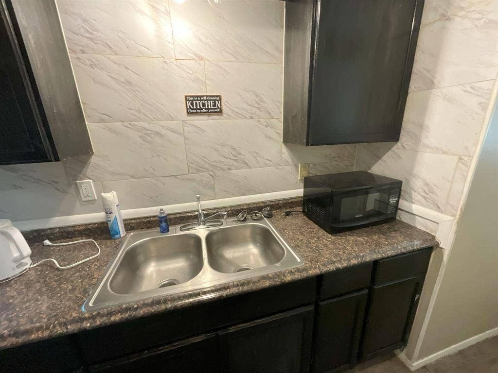 3 BR in Dallas
