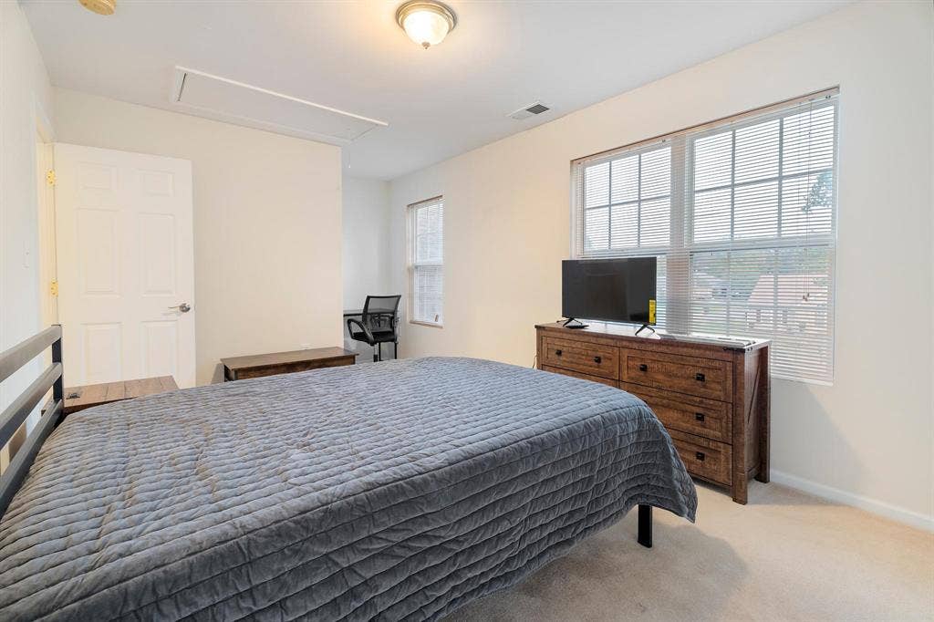 5 BR in Charlotte