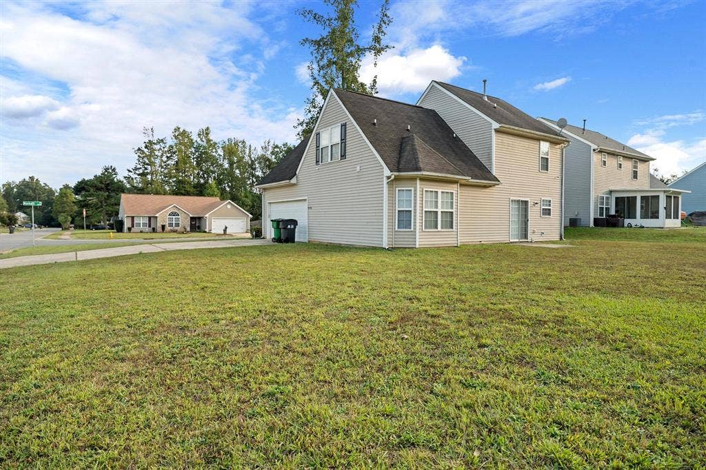 5 BR in Charlotte