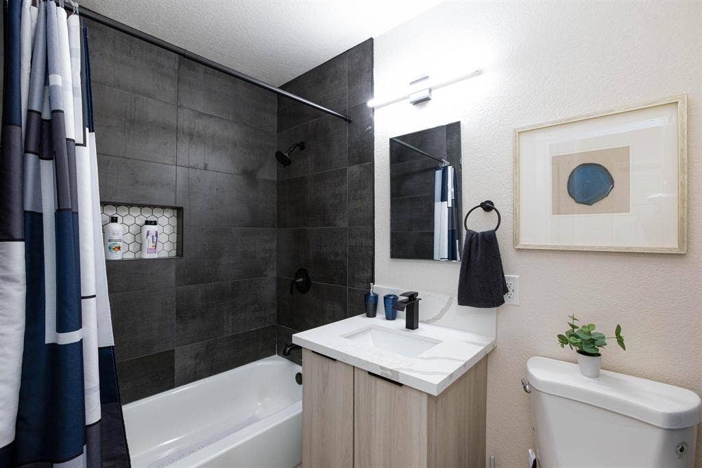 6 BR in Las Vegas
