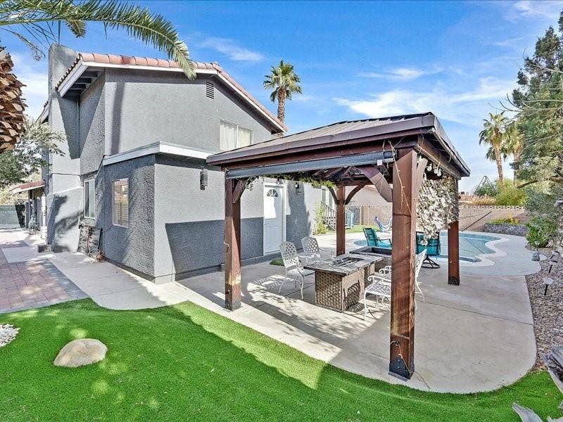 4 BR in Las Vegas