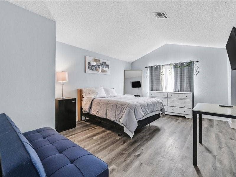 4 BR in Las Vegas
