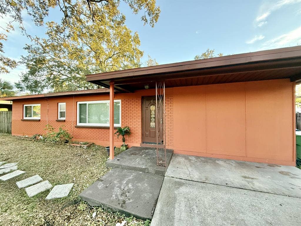 5 BR in Tampa