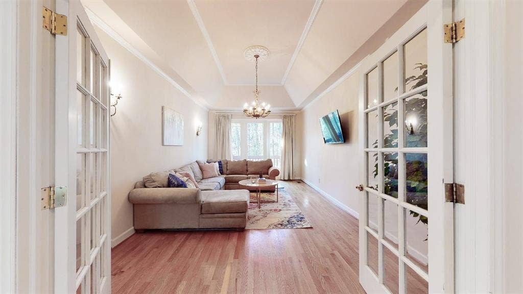 5 BR in Charlotte