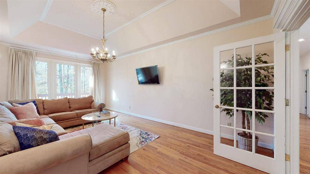5 BR in Charlotte
