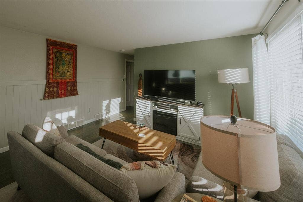 4 BR in Westminster