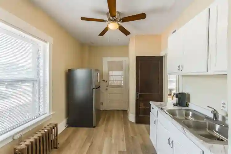 4 BR in Kansas City