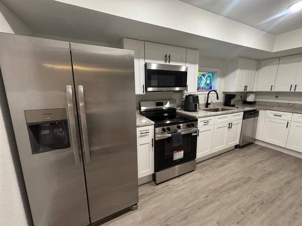 8 BR in Tampa