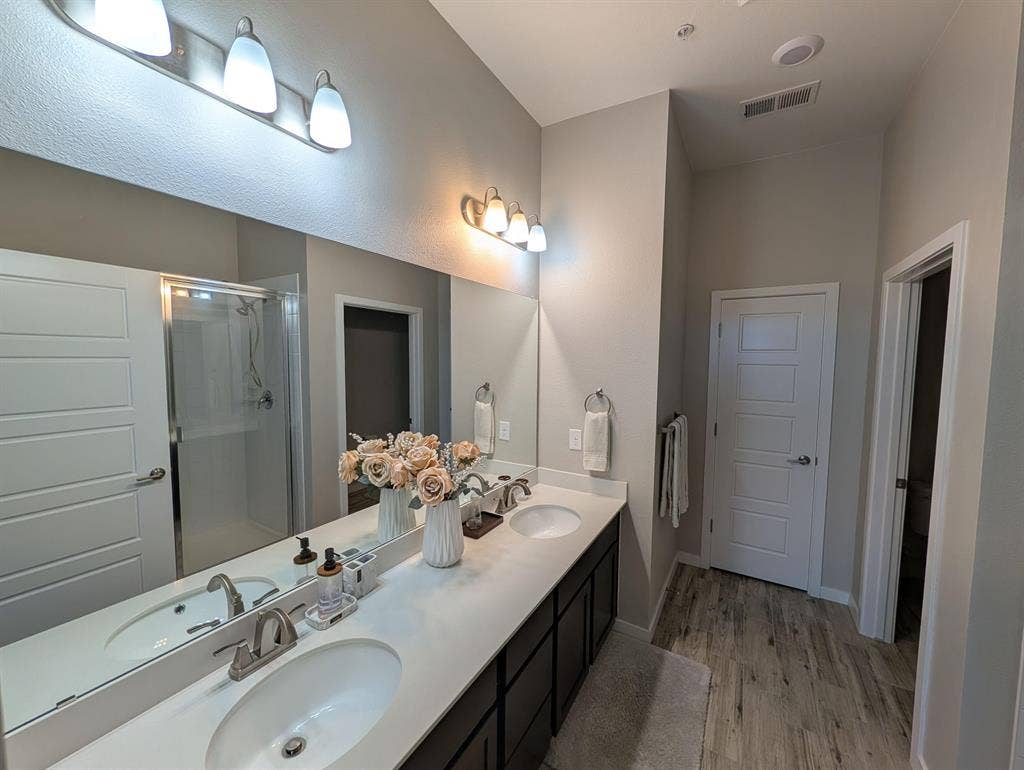 2 BR in Parker