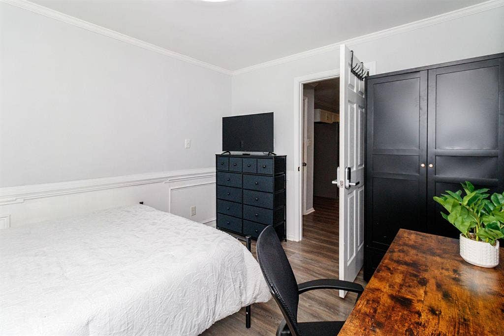 7 BR in Concord