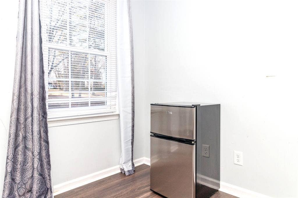 7 BR in Concord