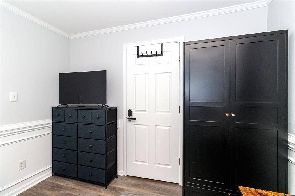 7 BR in Concord