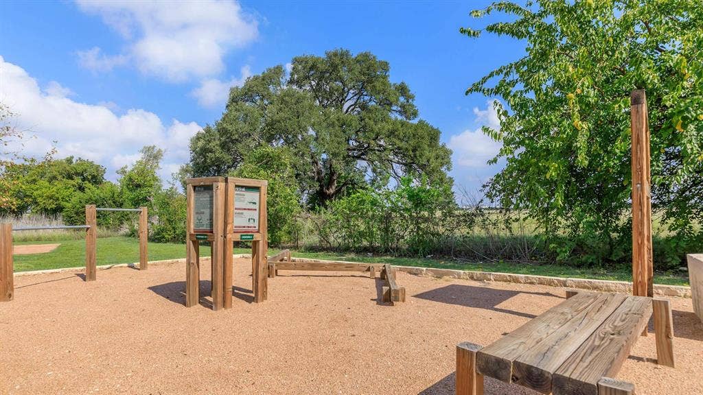3 BR in Leander