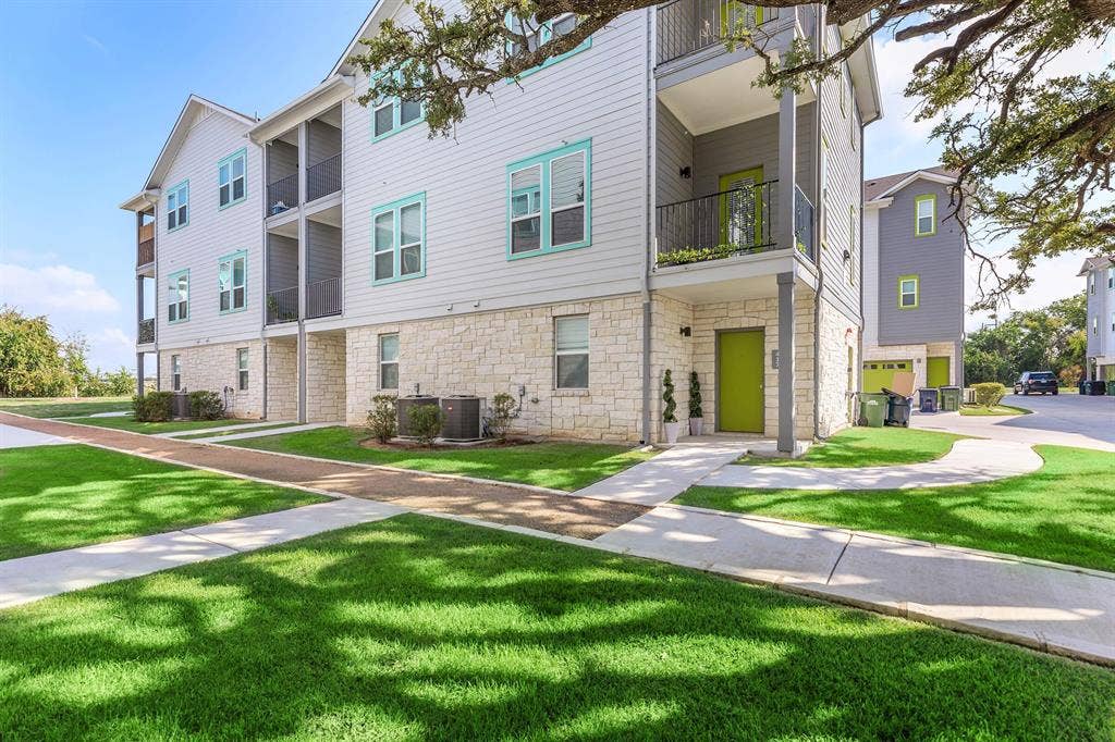3 BR in Leander
