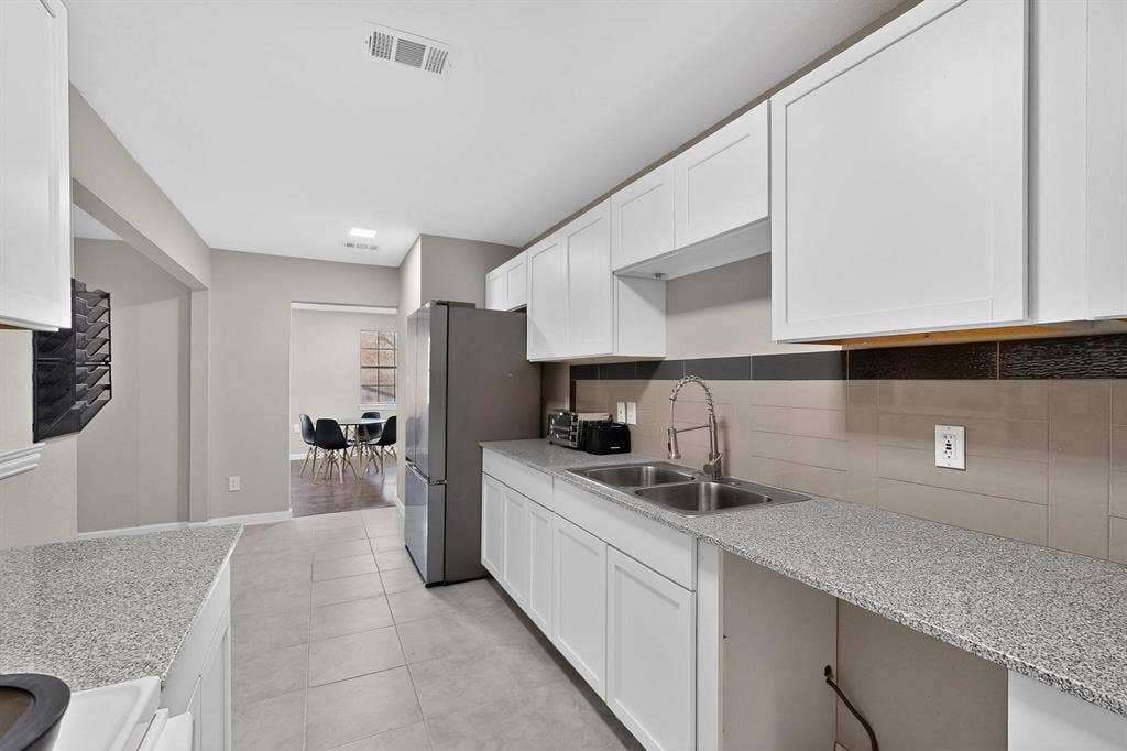 8 BR in Garland