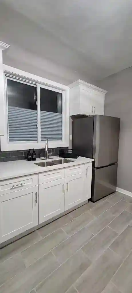 3 BR in Chicago