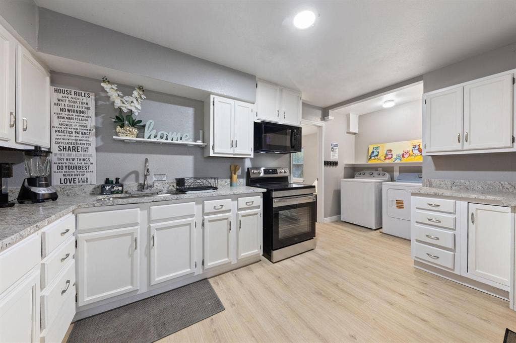 6 BR in Dallas