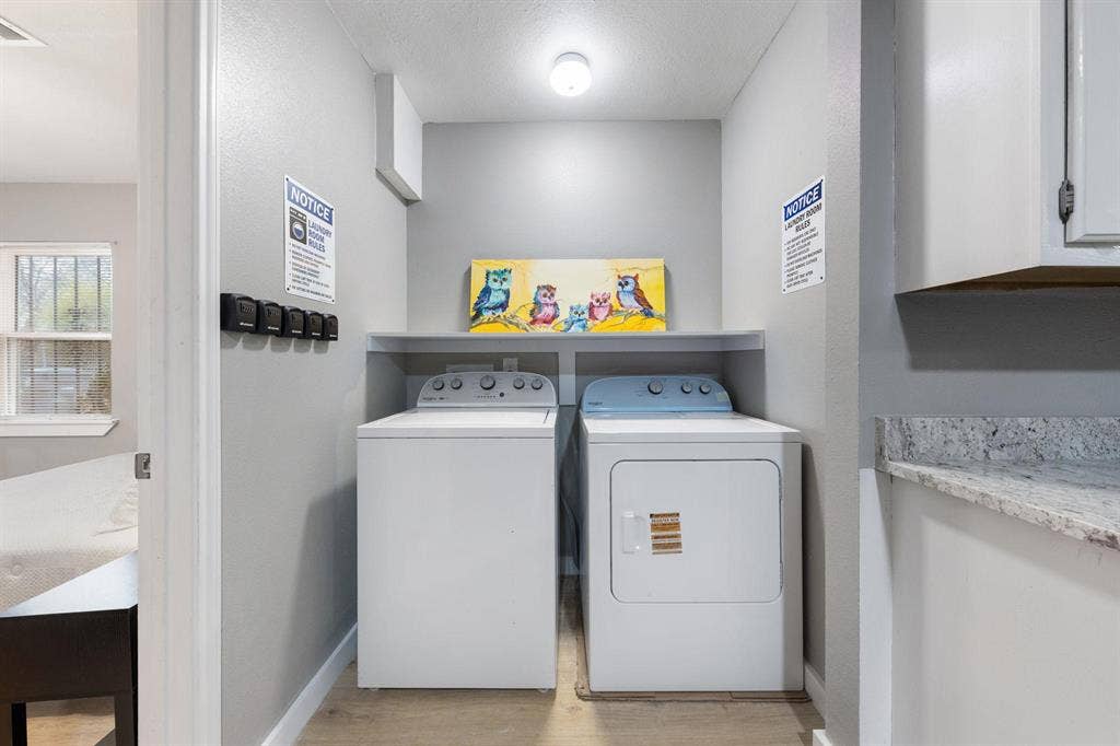 6 BR in Dallas