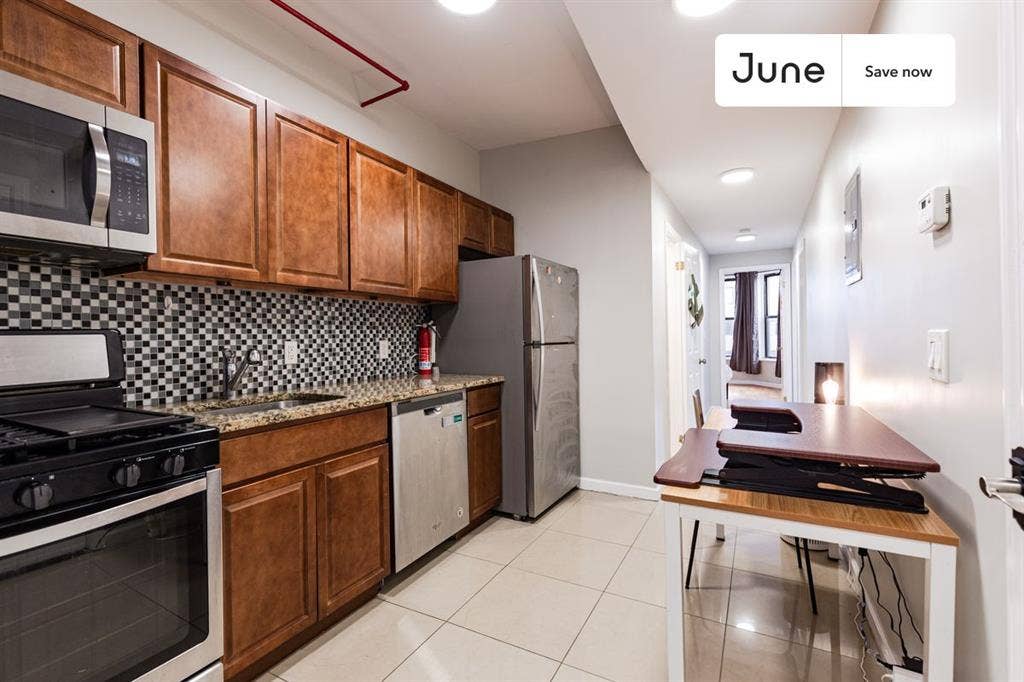 4 BR in New York City