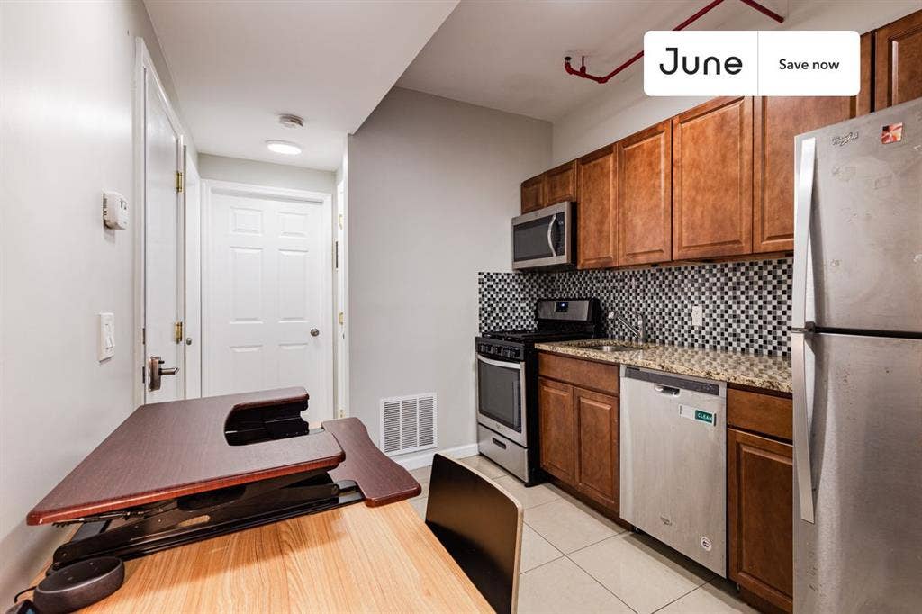 4 BR in New York City