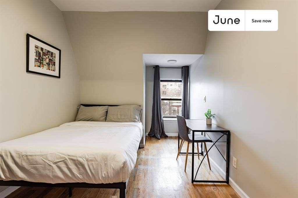 4 BR in New York City