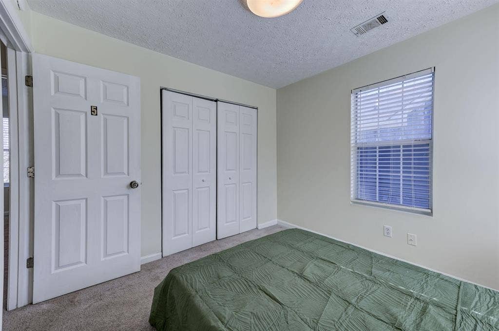 6 BR in Atlanta