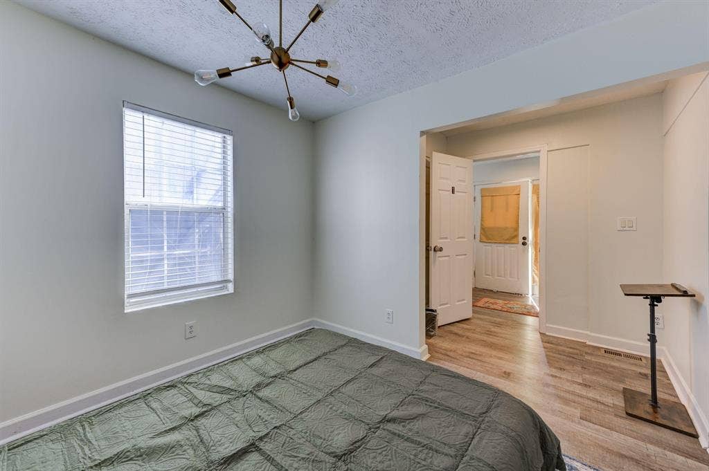 6 BR in Atlanta