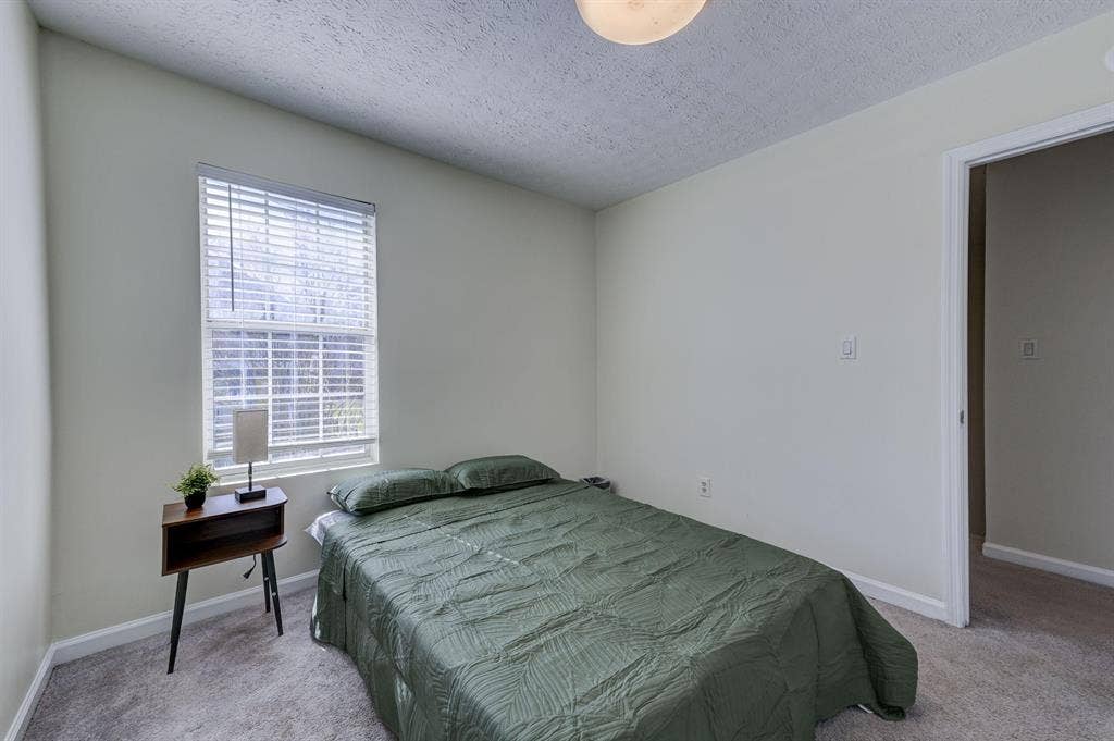 6 BR in Atlanta
