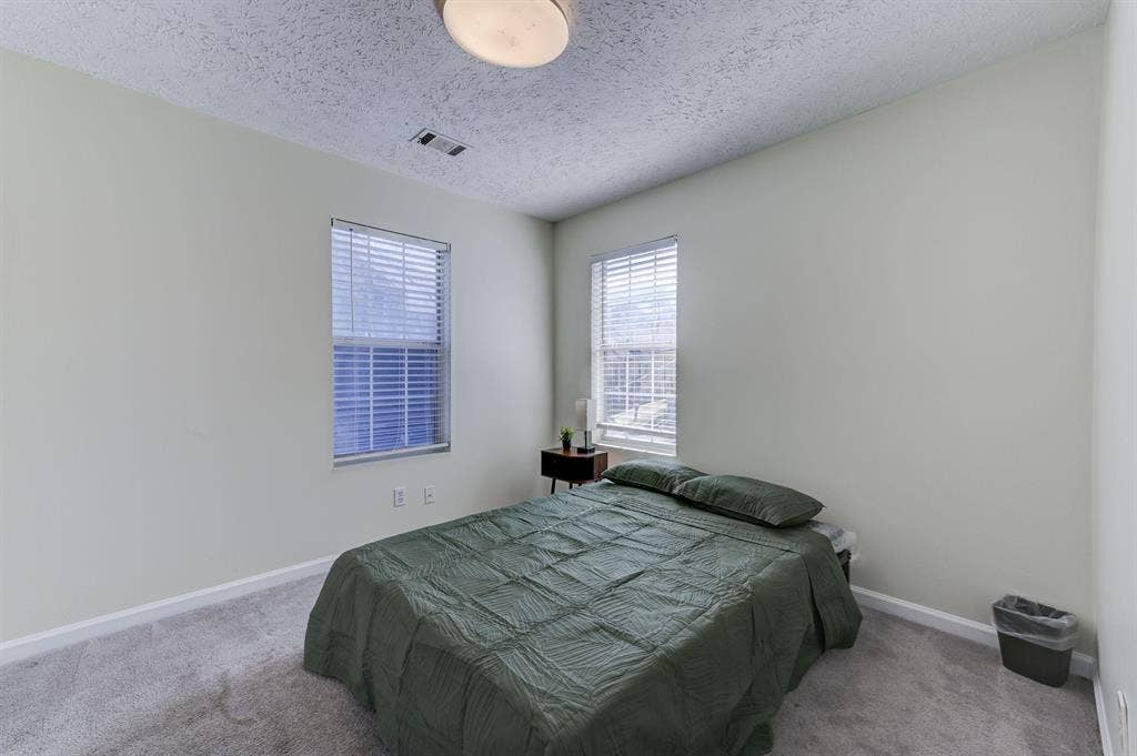 6 BR in Atlanta