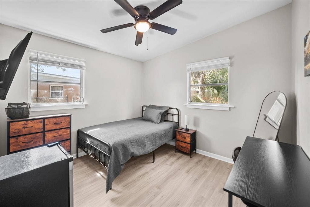 7 BR in Jacksonville
