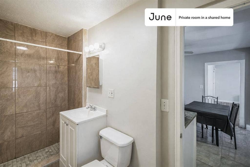 4 BR in Boston