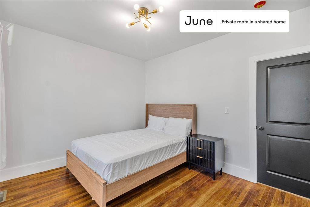 5 BR in Boston