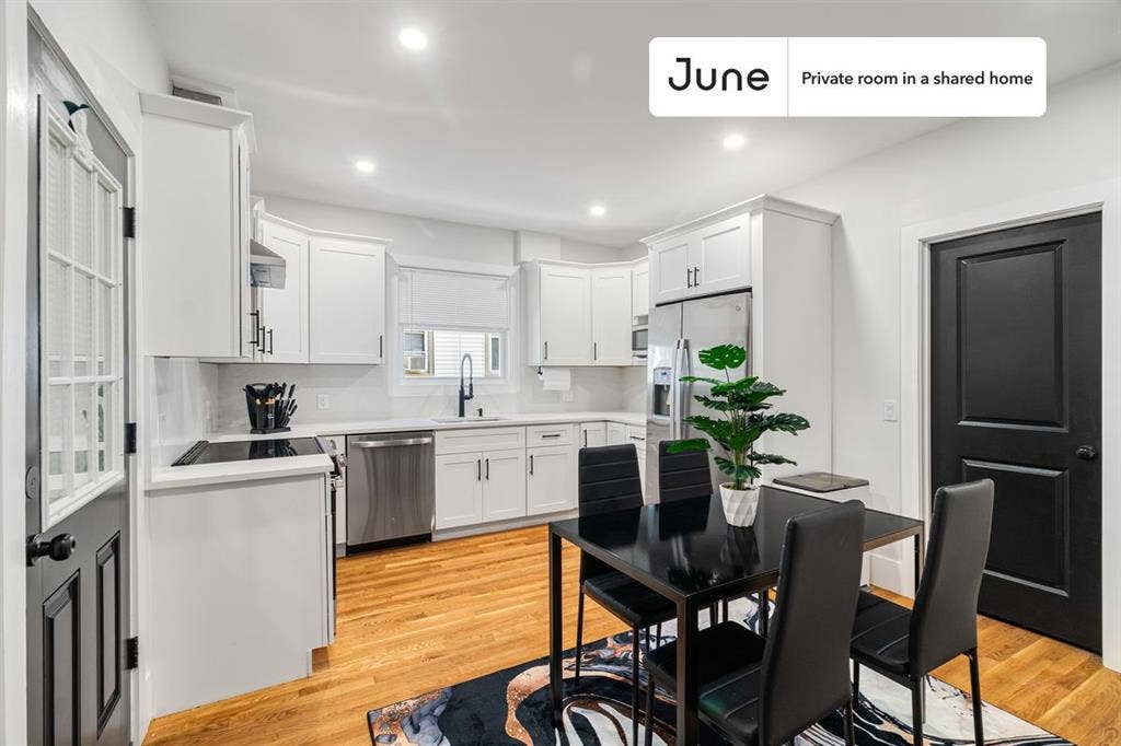 5 BR in Boston