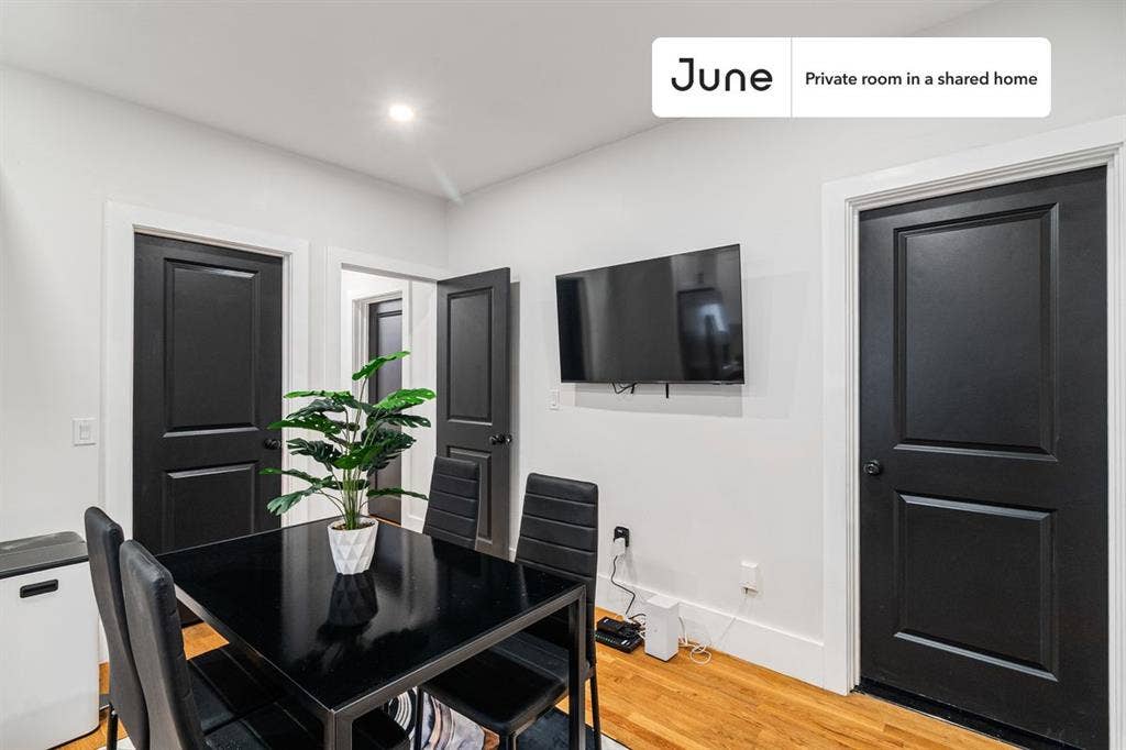 5 BR in Boston