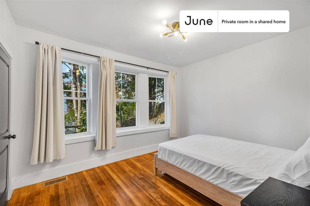 5 BR in Boston