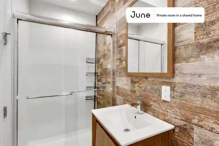 5 BR in New York City
