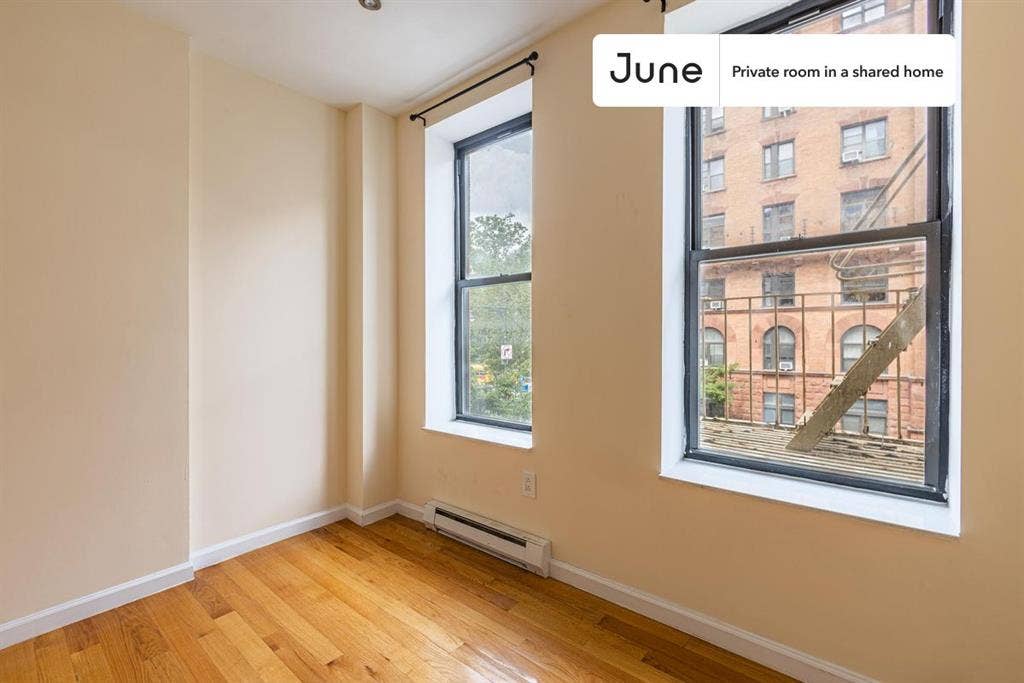 4 BR in New York City
