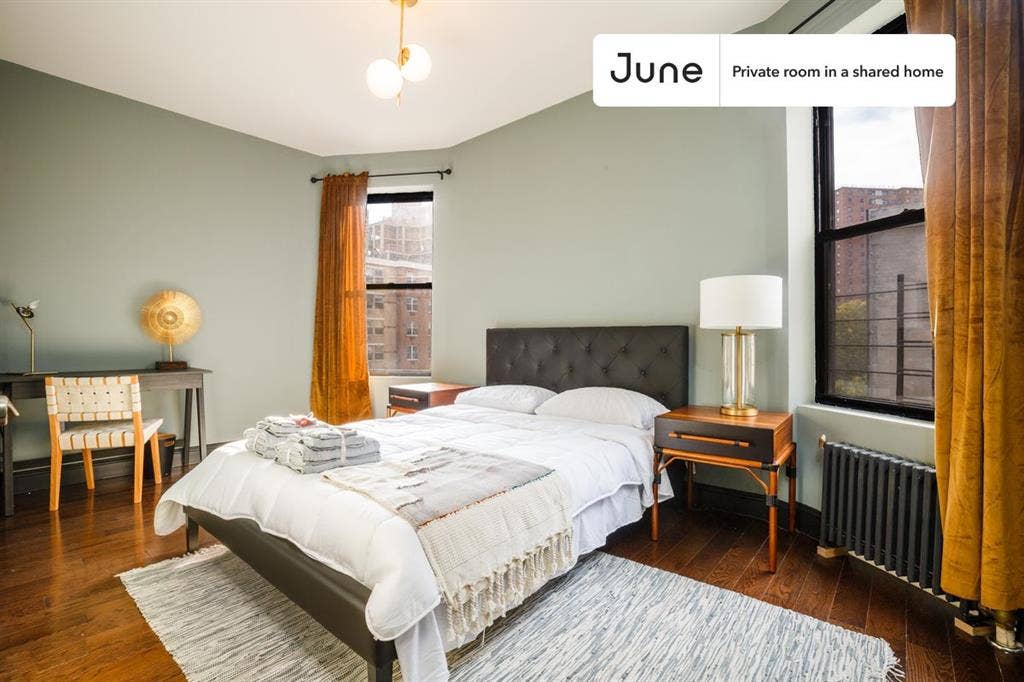 4 BR in New York City