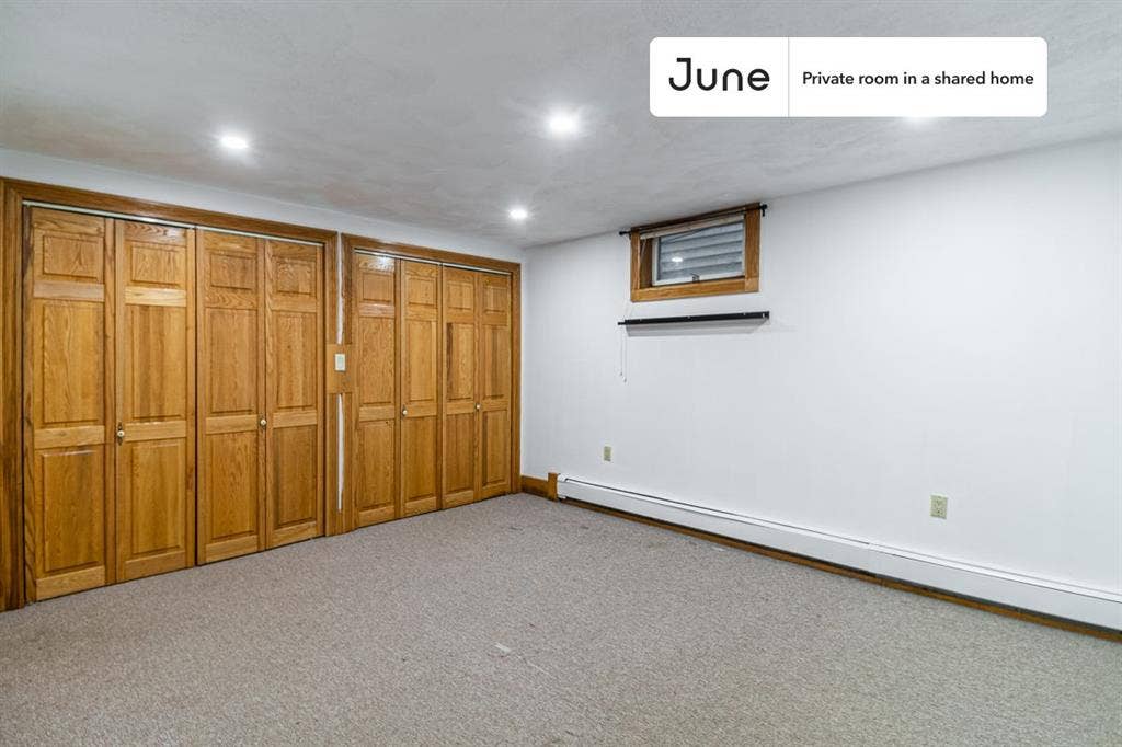 5 BR in Boston