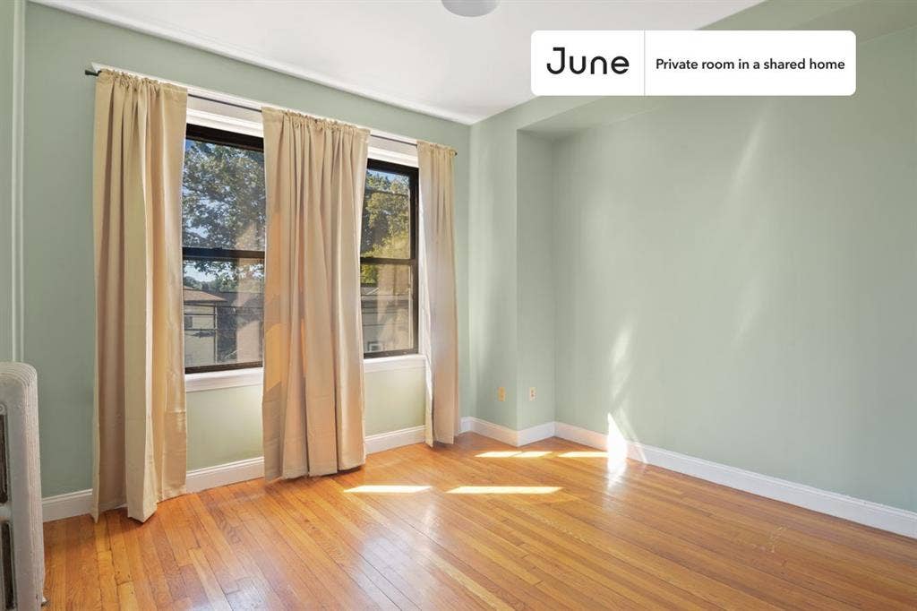 4 BR in Boston