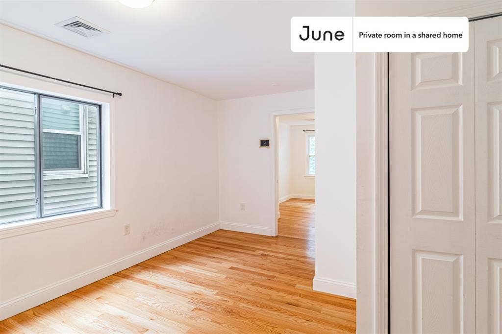 6 BR in Boston