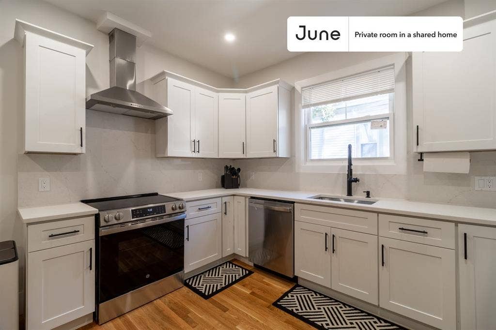 5 BR in Boston