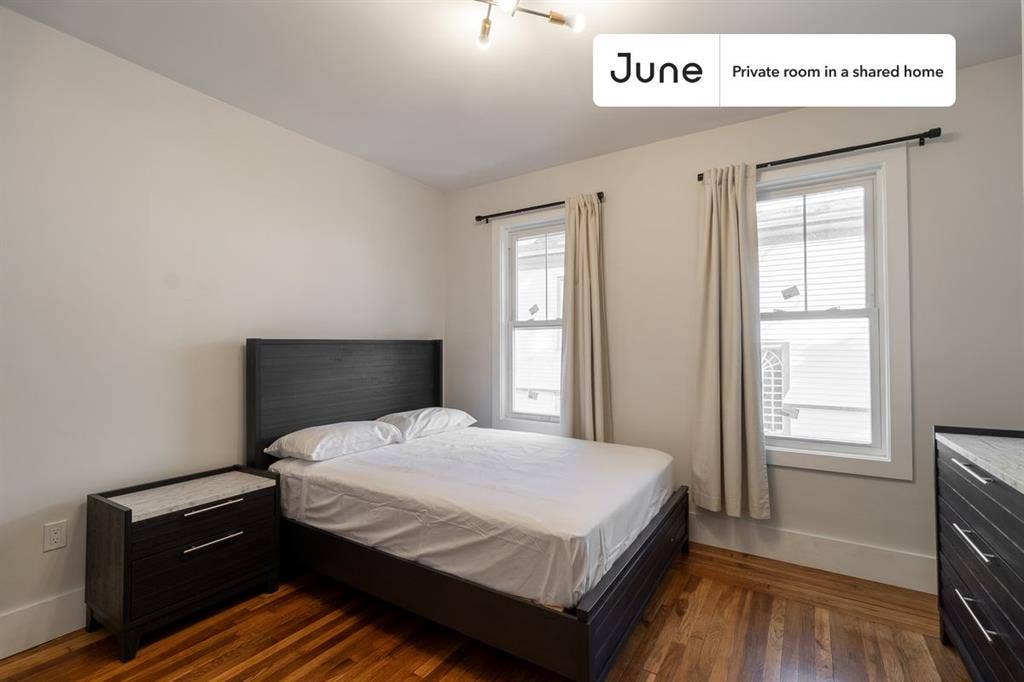 5 BR in Boston