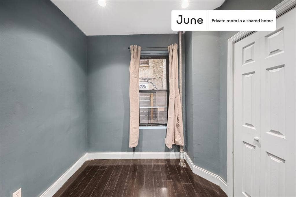 2 BR in New York City