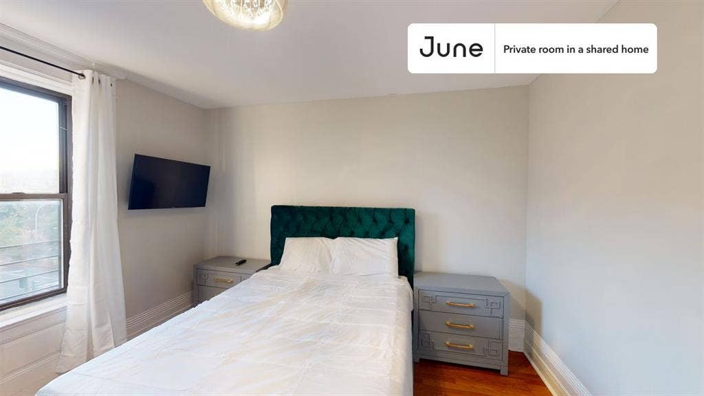 4 BR in New York City