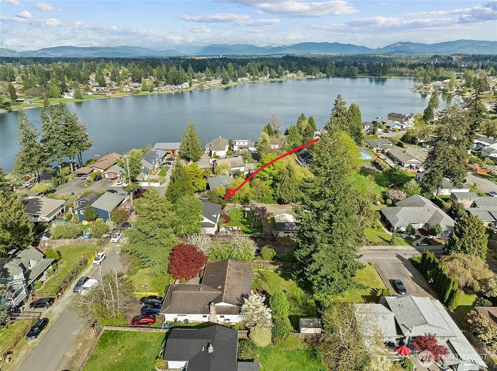 Kent/Covington 200sf Furnished Room