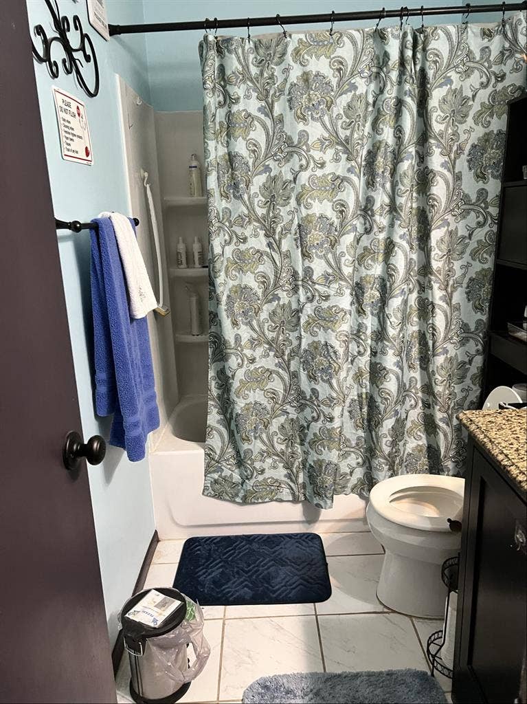 Furnished Room (Month to Month)