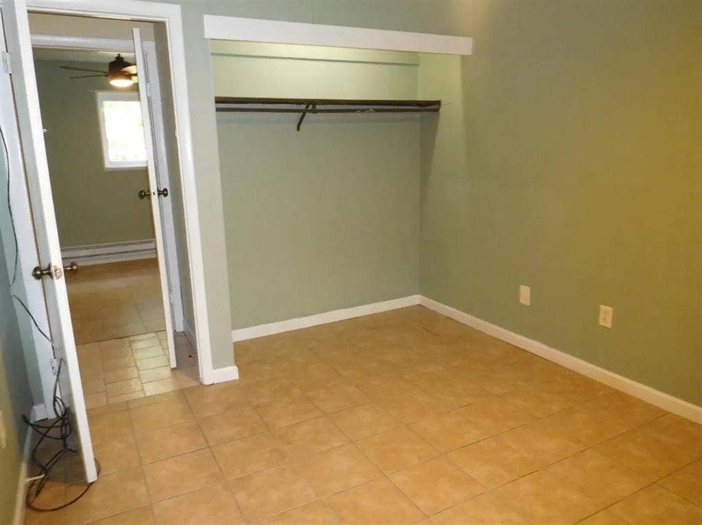 3 Bedroom Duplex, lower level
